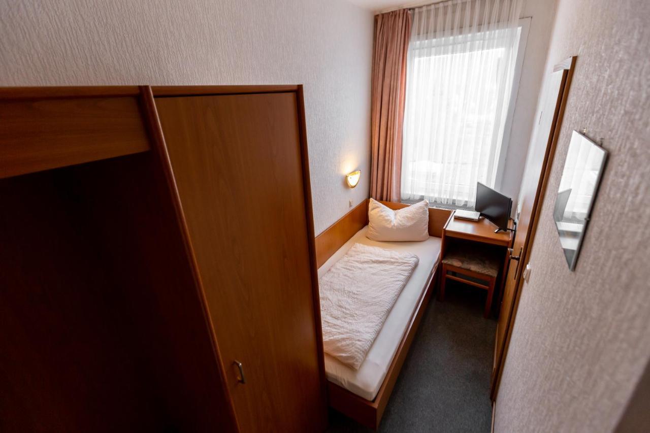 Hotel Froehlich-Hoeche Uslar Exterior photo